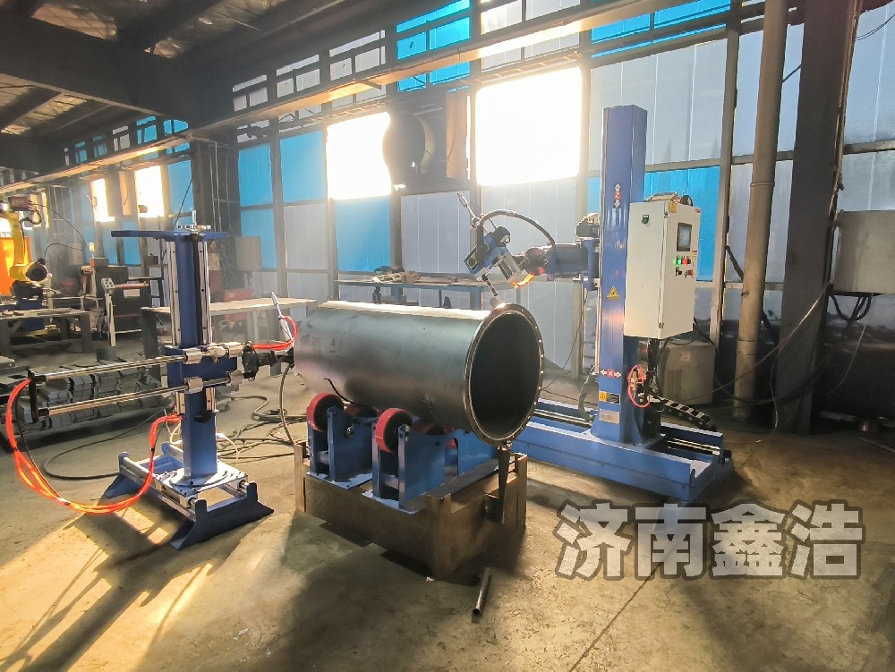 分體式二保焊接設(shè)備，成型美觀(guān)